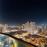 Burj Khalifa Views 4Br Luxe Stay With Stunning Fountain Show