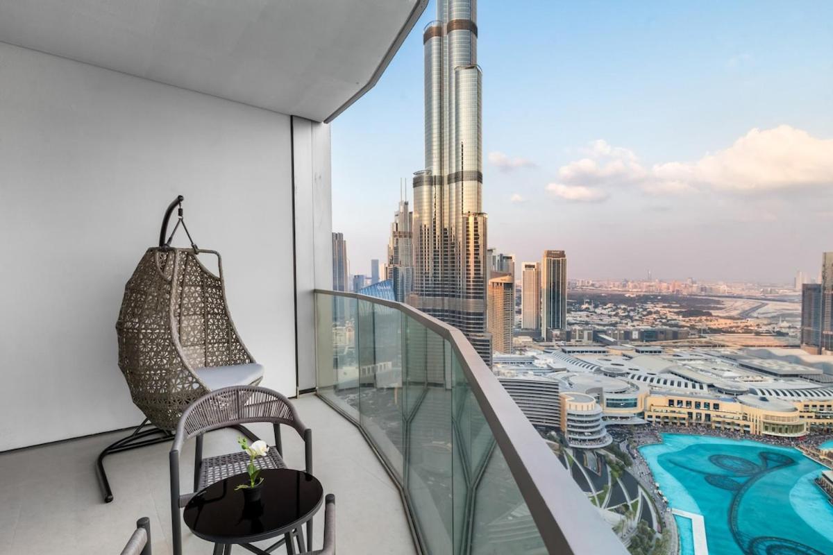 Burj Khalifa Views 4br Luxe With Stunning Fountain Show *