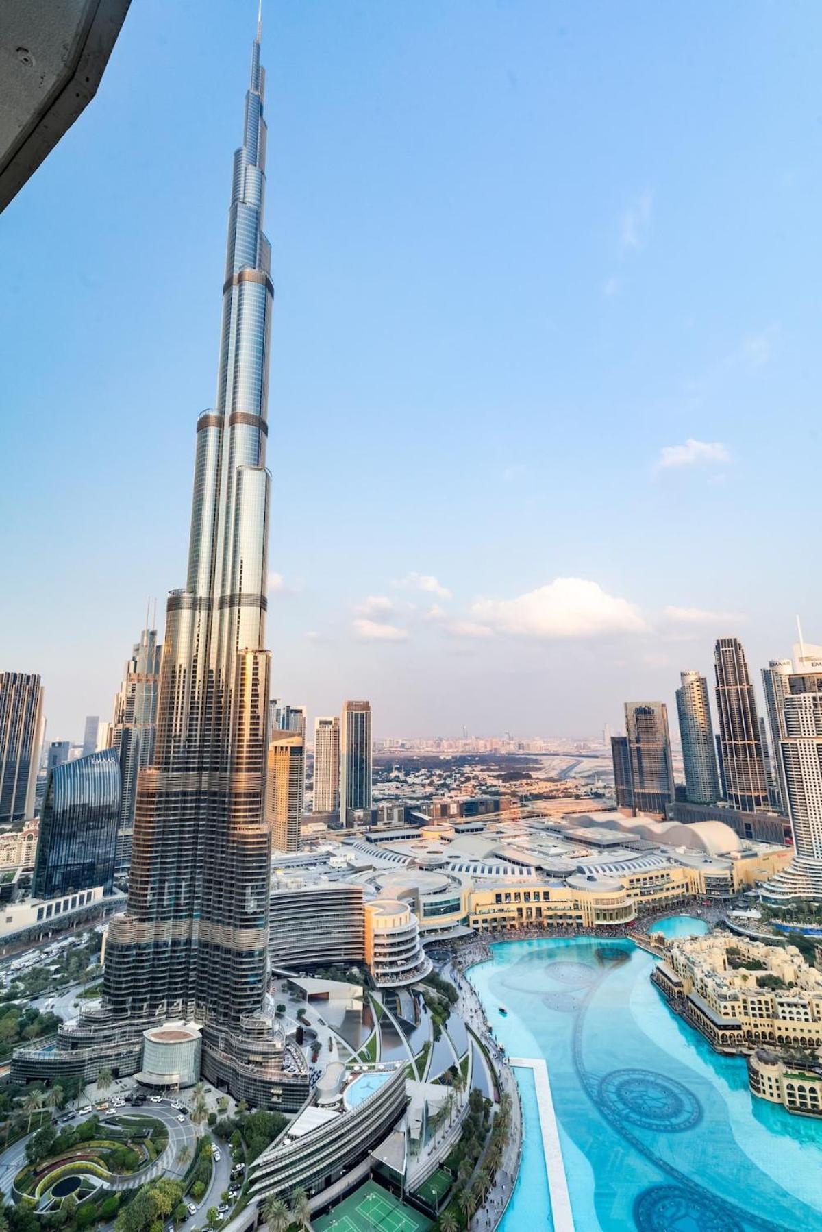 Burj Khalifa Views 4br Luxe With Stunning Fountain Show Dubai