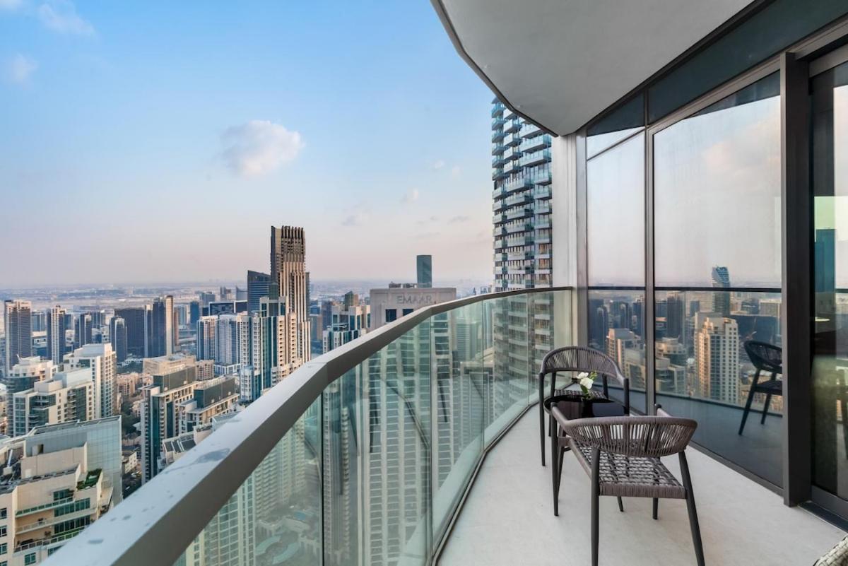 Burj Khalifa Views 4br Luxe With Stunning Fountain Show