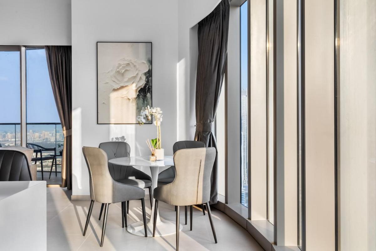 Burj Khalifa Views 4br Luxe With Stunning Fountain Show Apartment *