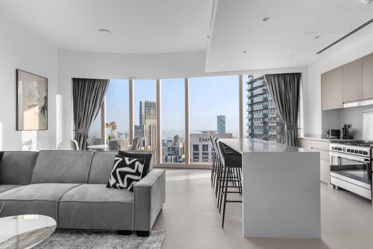 Burj Khalifa Views 4br Luxe With Stunning Fountain Show Apartment