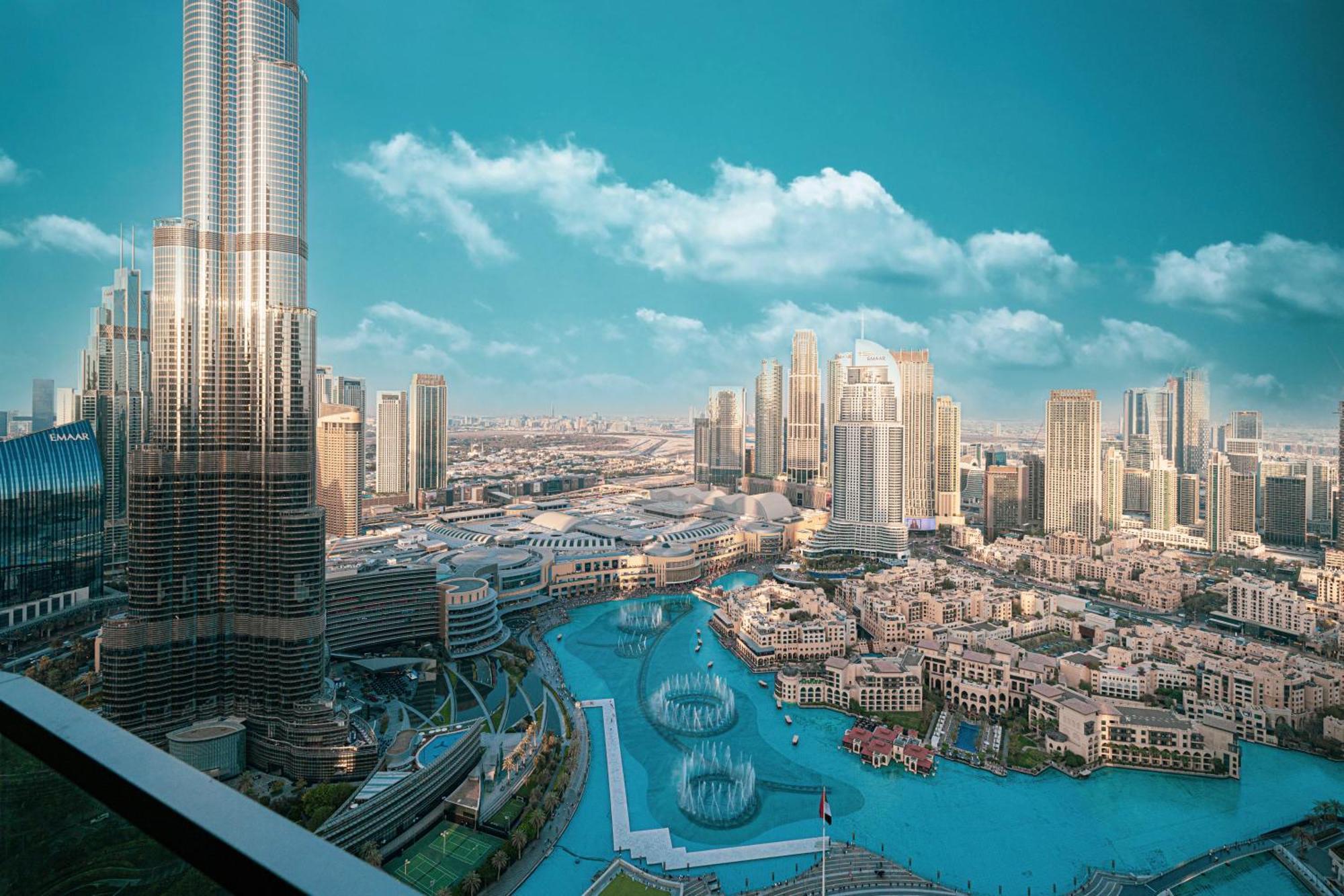 Apartment Burj Khalifa Views 4br Luxe With Stunning Fountain Show Dubai