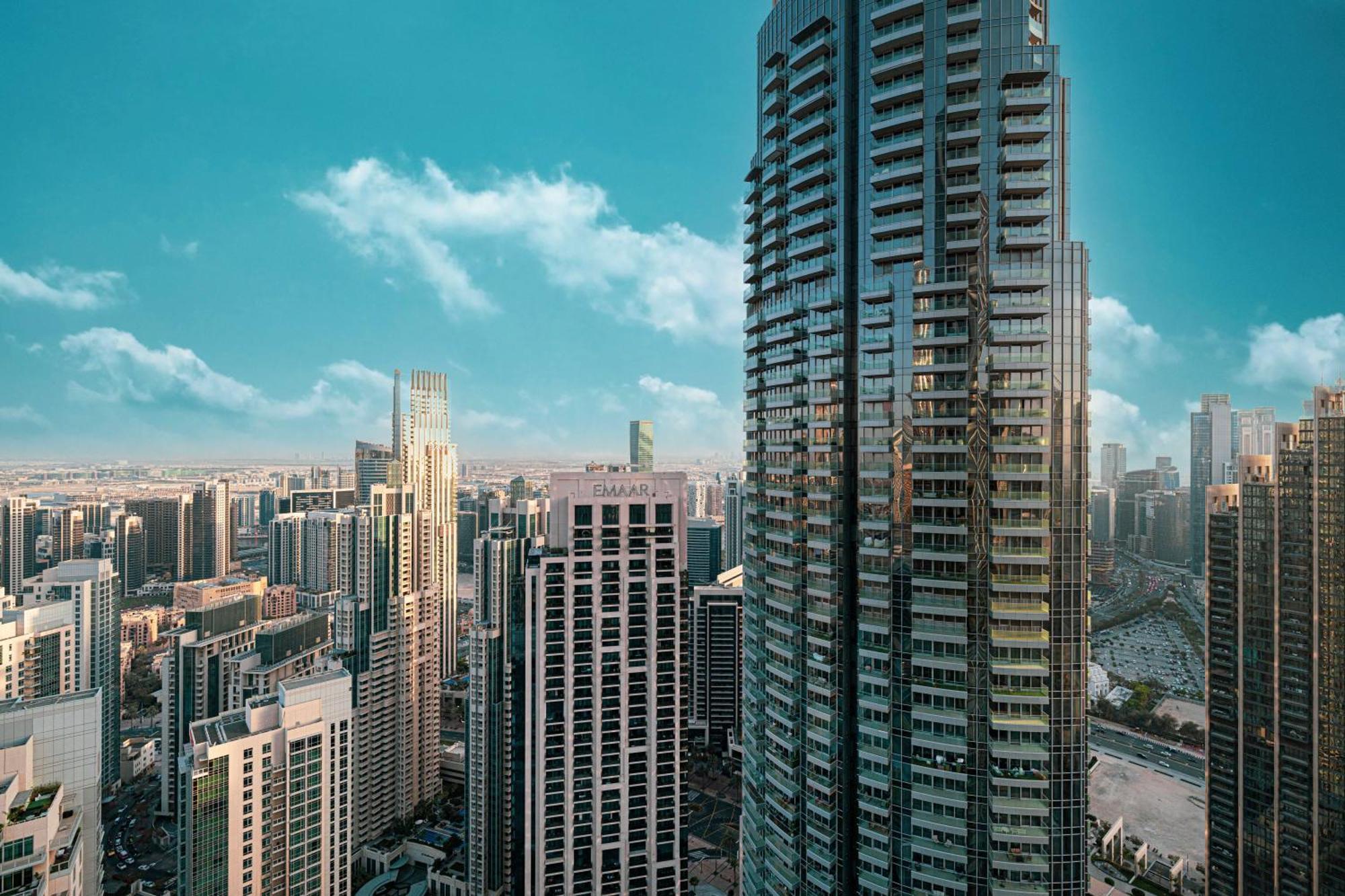 Burj Khalifa Views 4br Luxe With Stunning Fountain Show *