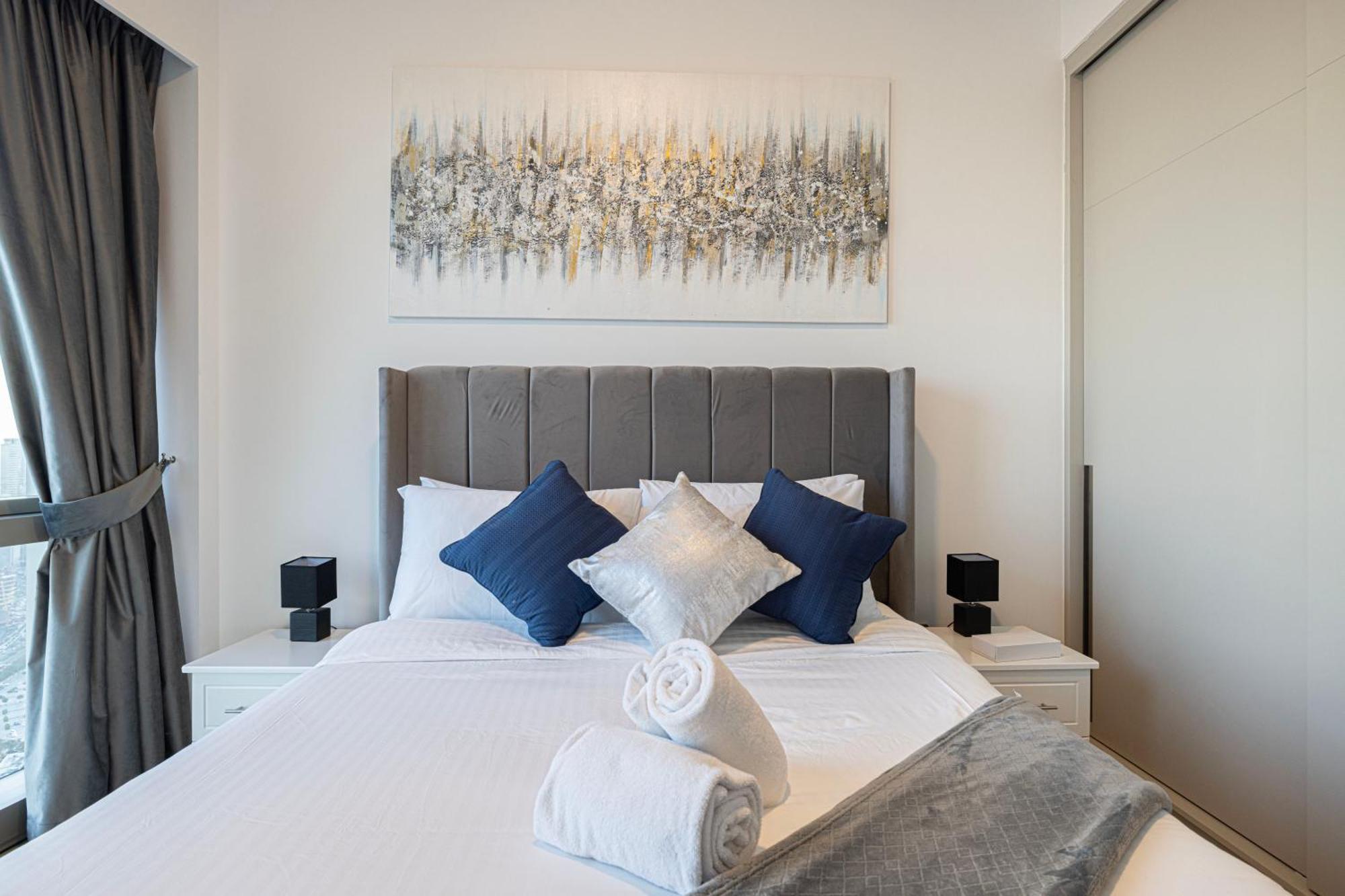 Burj Khalifa Views 4br Luxe With Stunning Fountain Show * Dubai