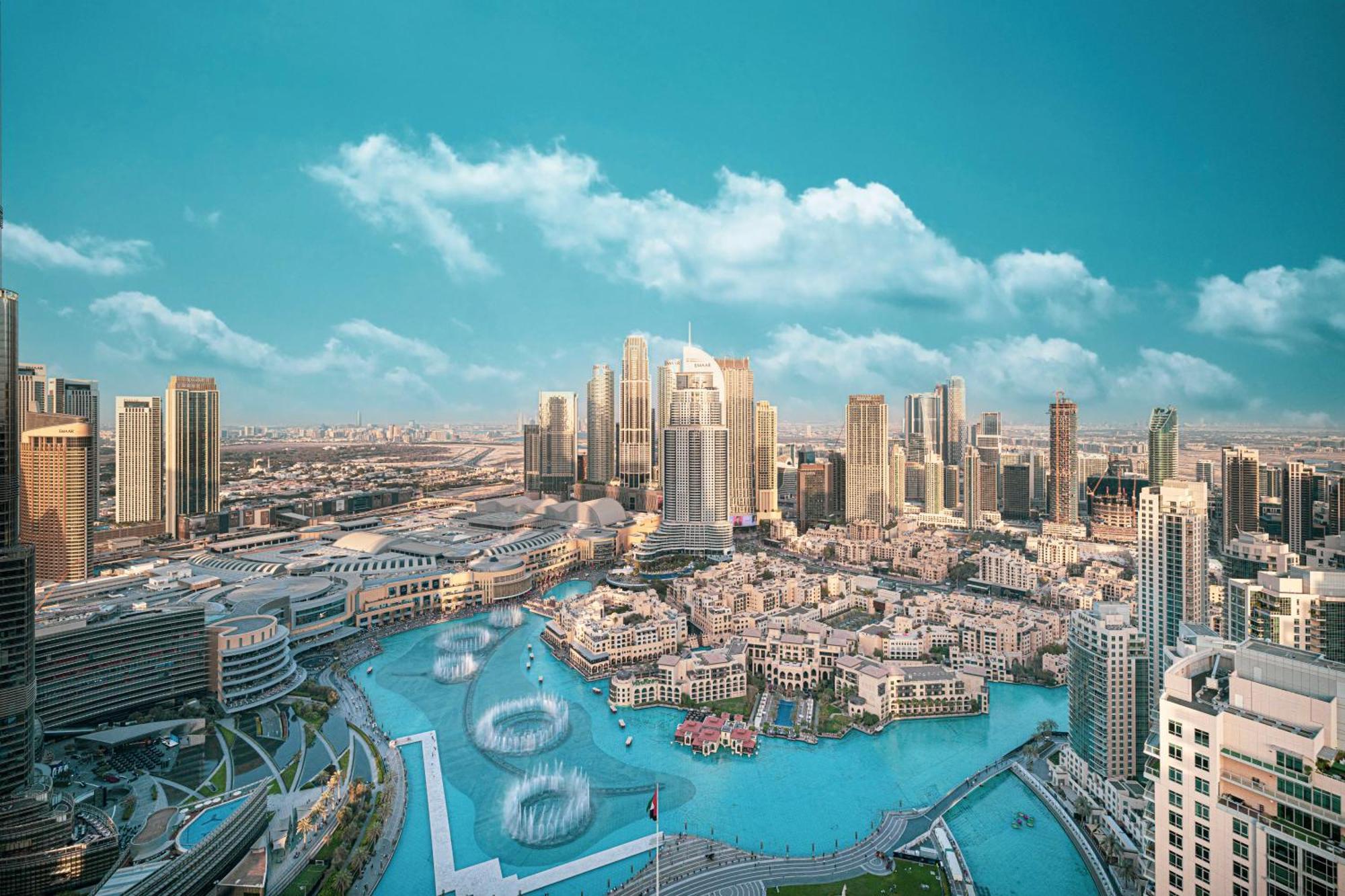 Burj Khalifa Views 4br Luxe With Stunning Fountain Show