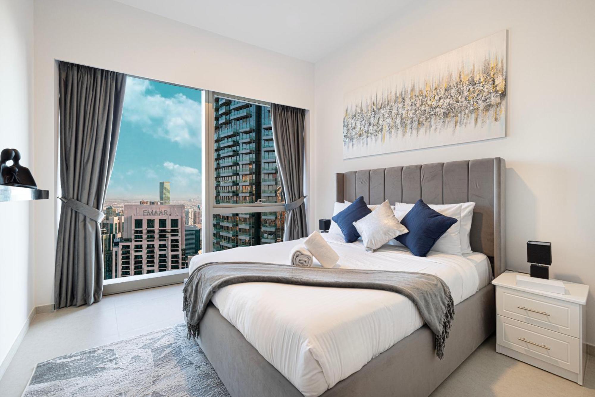 Burj Khalifa Views 4br Luxe With Stunning Fountain Show Apartment Dubai